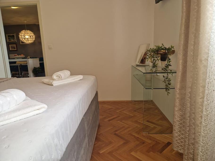 Apartment Pupila Solin Buitenkant foto